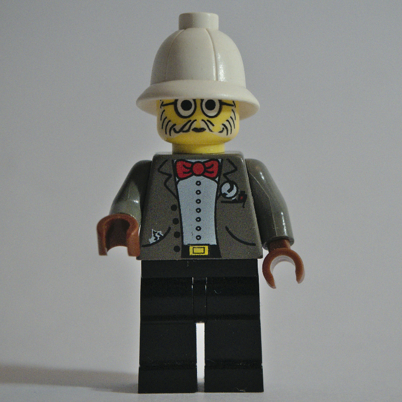 Dr. kilroy en costume gris foncé (Dr. Kilroy in Dark Gray Suit)