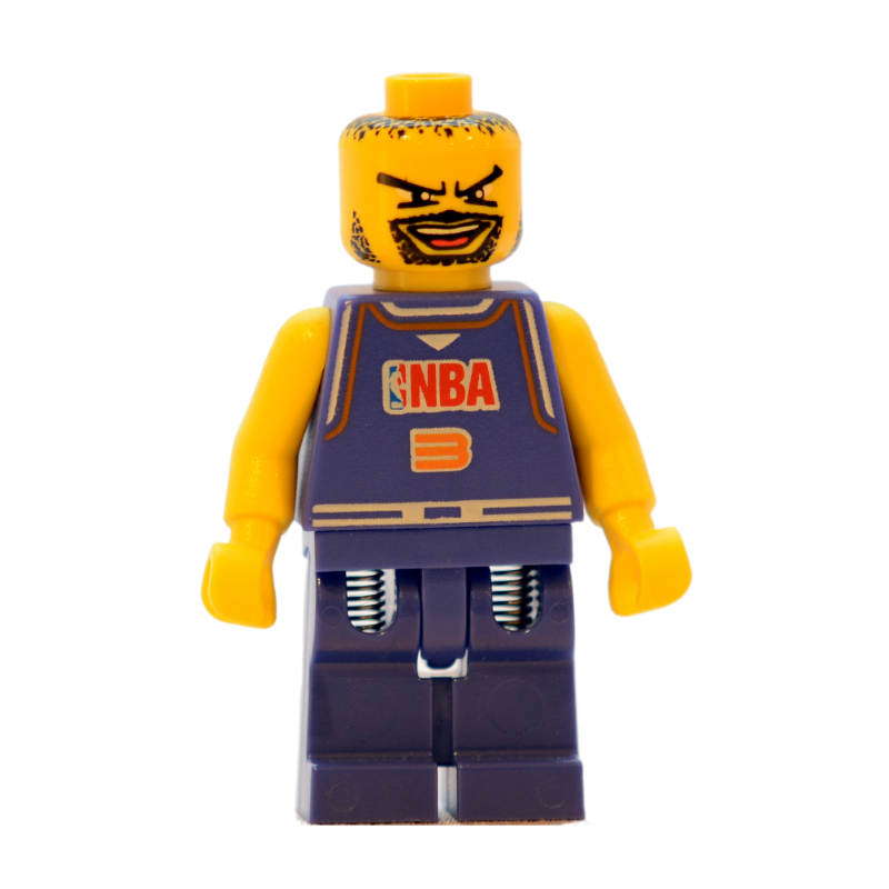 Joueur de basket-ball, torse violet, jambes violettes 3 (Basketball Player, Violet Torso, Violet Legs 3)