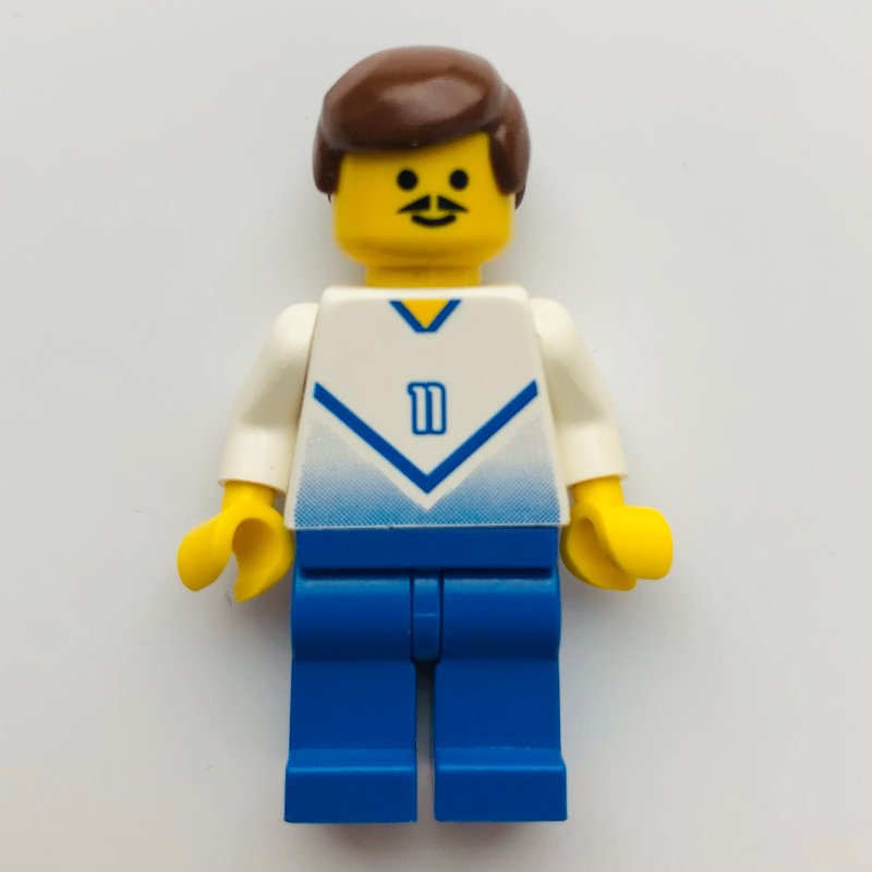 Joueur de football torse blanc, jambes bleues #11 (Soccer Player White Torso, Blue Legs #11)