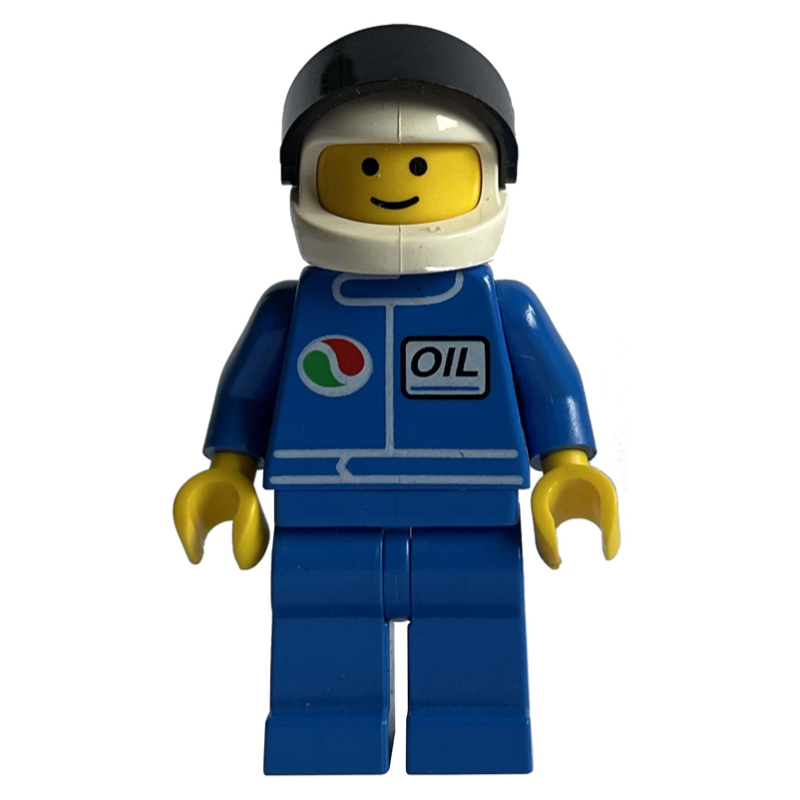 Pilote de course, veste bleue avec logo Octan, jambes bleues, casque blanc avec visière (Racer, Blue Jacket with Octan Logo, Blue Legs, White Helmet with Visor)