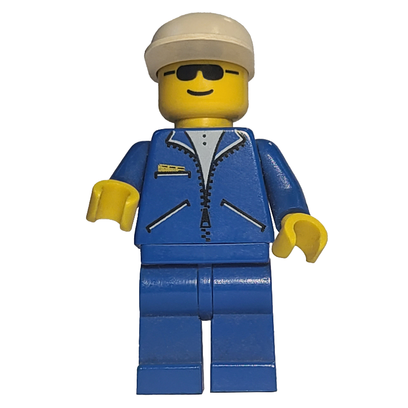 Homme, veste bleue avec fermeture éclair, jambes bleues, casquette blanche, lunettes de soleil (Man, Blue Jacket with Zipper, Blue Legs, White Cap, Sunglasses)