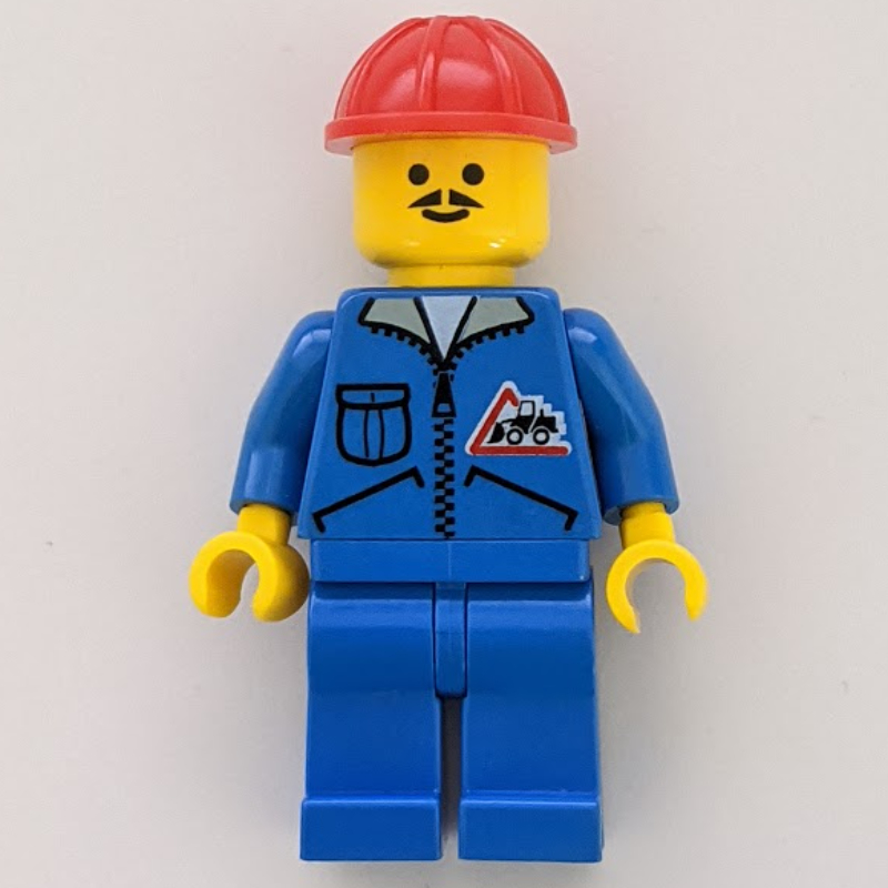 Ouvrier de chantier, veste bleue avec fermeture à glissière et badge de bulldozer, jambes bleues, casque de chantier rouge (Construction Worker, Blue Jacket with Zipper and Bulldozer Badge, Blue Legs, Red Hard Hat)