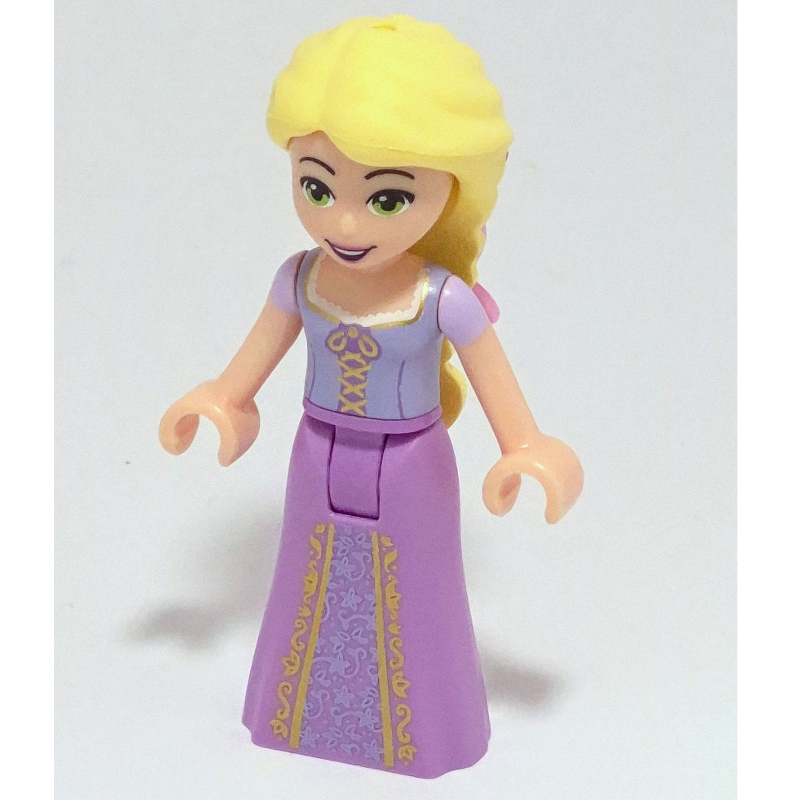 Raiponce — robe lavande moyen, fleurs dans les cheveux (Rapunzel - Medium Lavender Dress, Flowers in Hair)