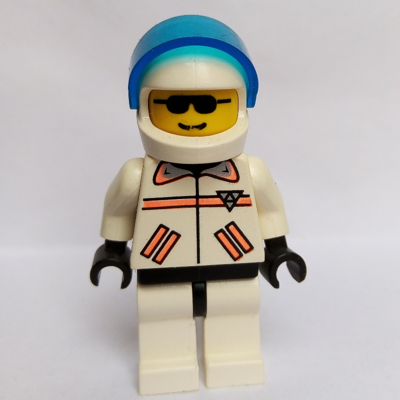 Res-Q homme, casque avec visière, lunettes de soleil (Res-Q Man, Helmet with Visor, Sunglasses)