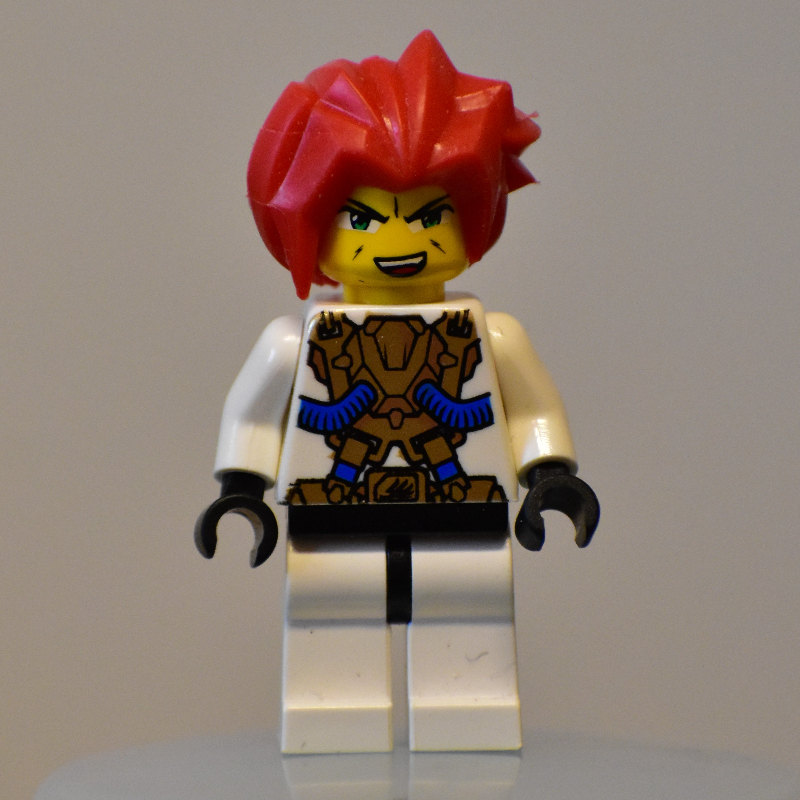 Ha-ya-to en armure d'or (Ha-Ya-To in Gold Armor)