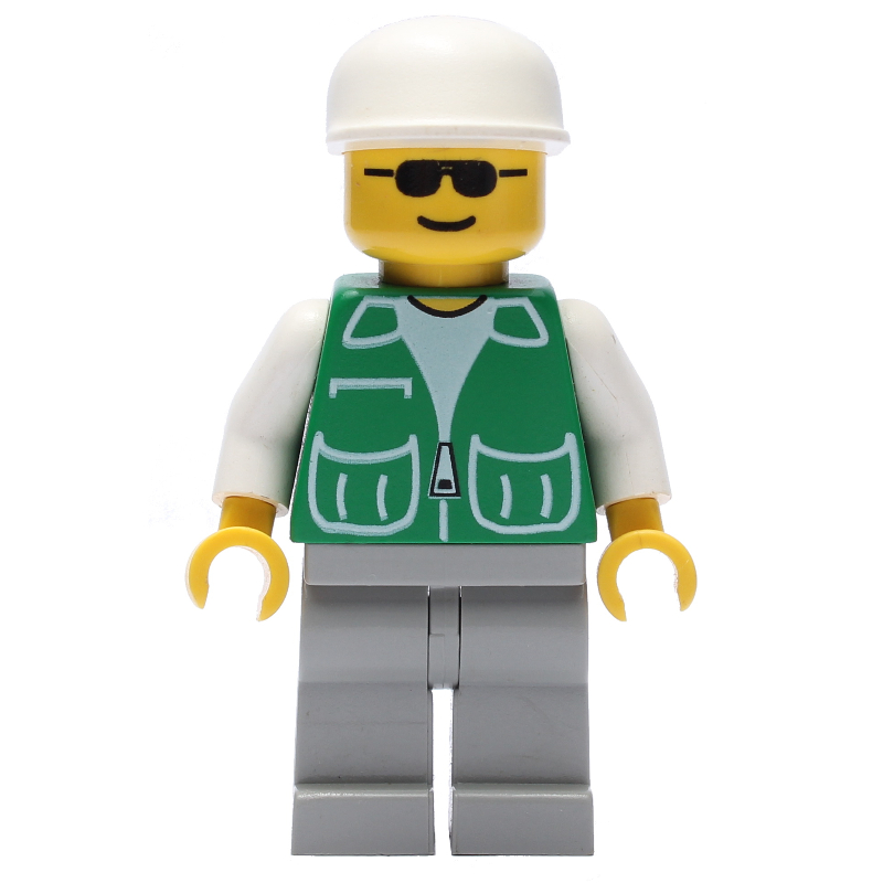 Homme, veste verte, jambes gris clair, casquette blanche, lunettes de soleil (Man, Green Jacket, Light Gray Legs, White Cap, Sunglasses)