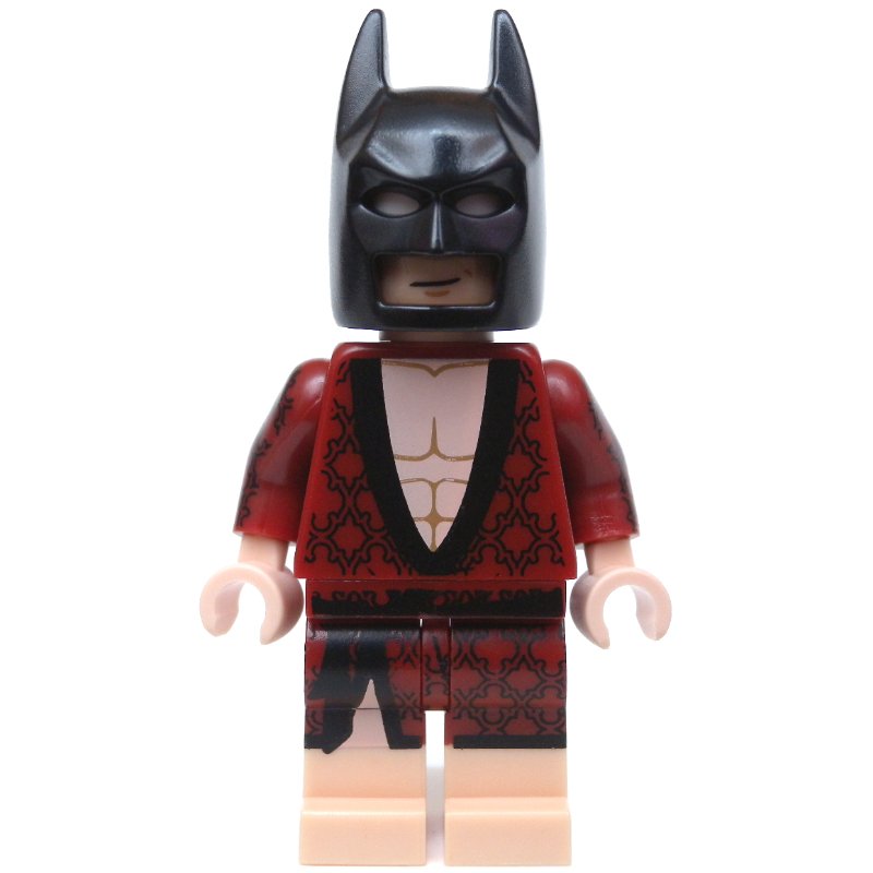 Batman, robe rouge foncé (CMF) (Batman, Dark Red Robe (CMF))