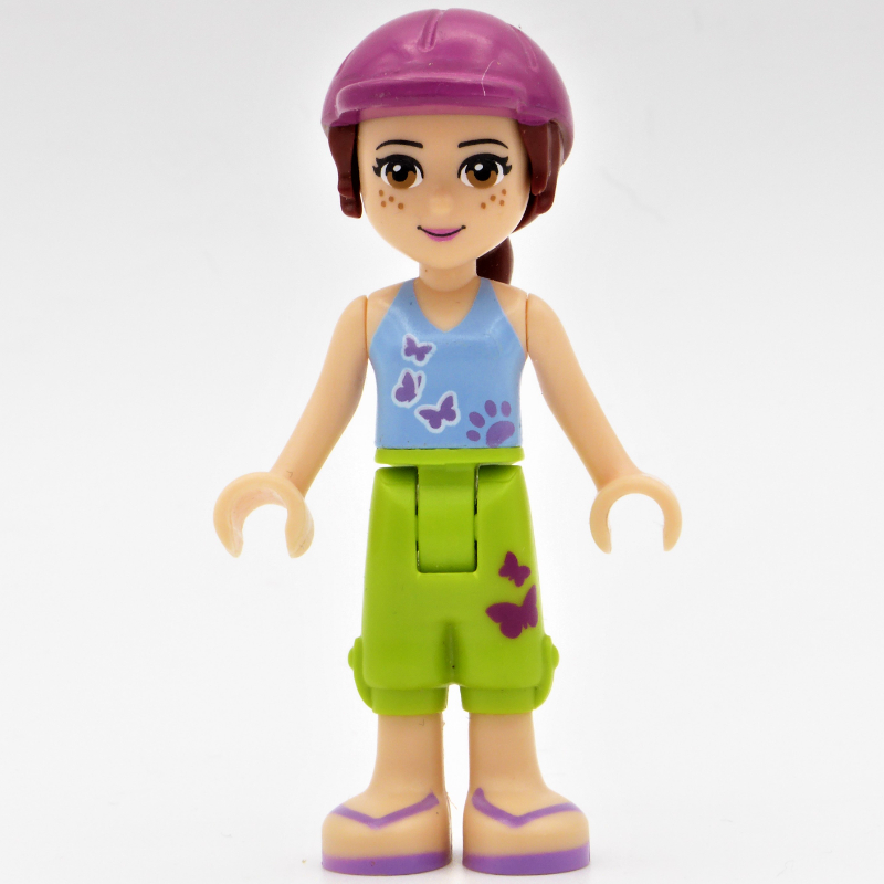 Mia — haut azur moyen, pantalon vert citron, casquette magenta (Mia - Medium Azure Top, Lime Trousers, Magenta Cap)