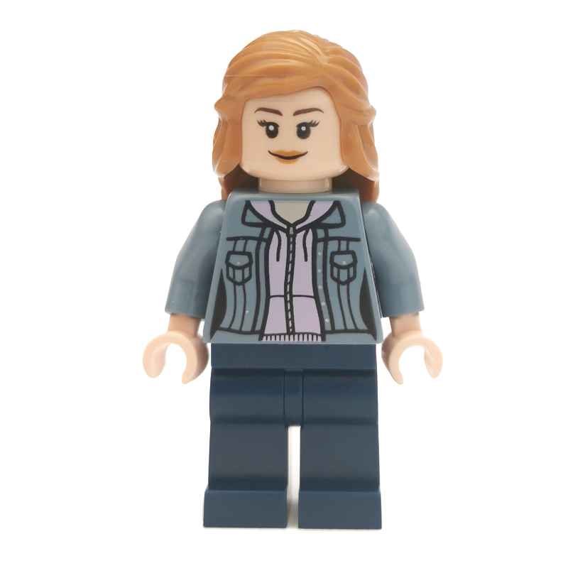 Hermione Granger, veste sur sweat à capuche rose (dimensions) (Hermione Granger, Jacket over Pink Hoodie (Dimensions))