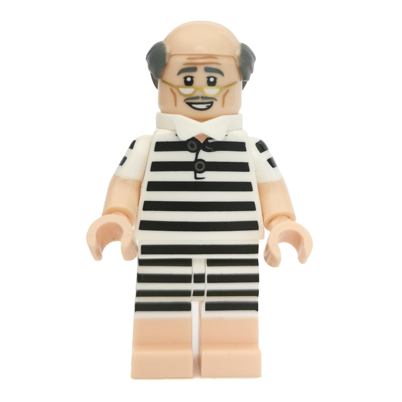 Alfred Pennyworth, chauve, maillot de bain (CMF) (Alfred Pennyworth, Balding, Swimsuit (CMF))