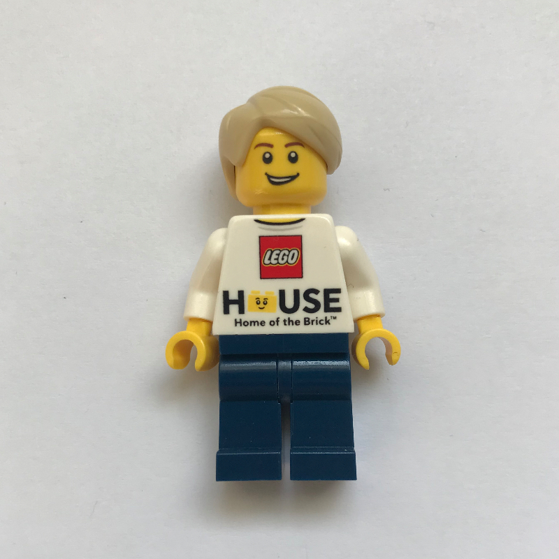 Homme, la maison LEGO 'Home of the Brick' (Man, LEGO House 'Home of the Brick')