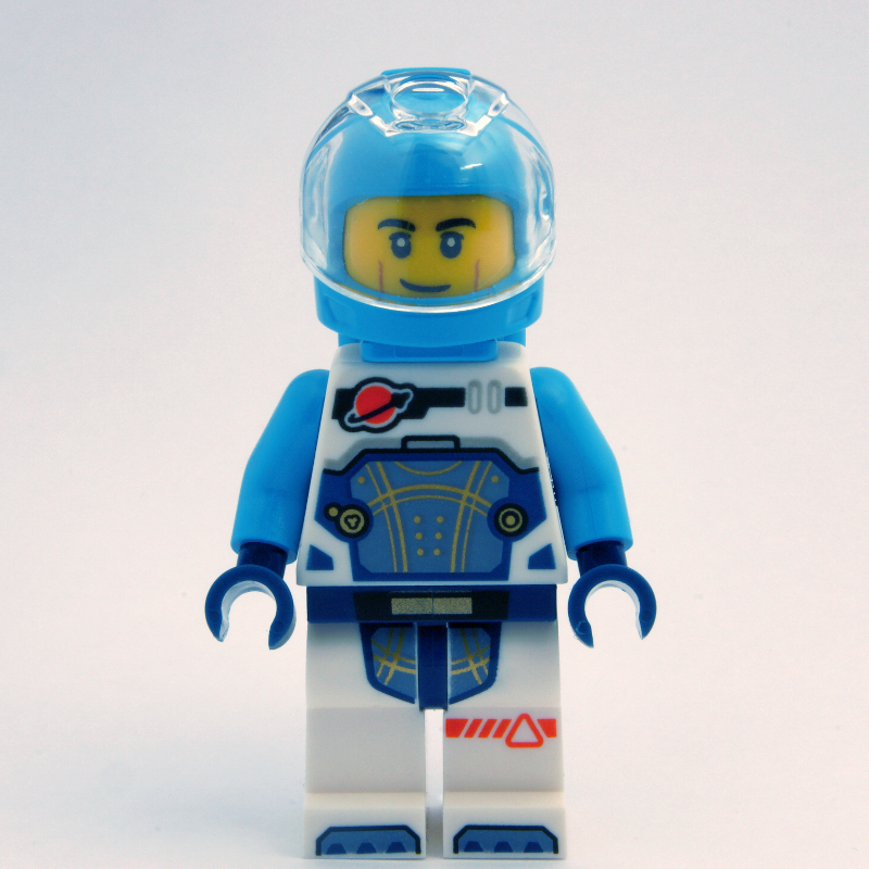 Astronaute, combinaison spatiale blanche et azur foncé, sac à dos azur foncé et casque (Astronaut, White and Dark Azure Spacesuit, Dark Azure Backpack and Helmet)