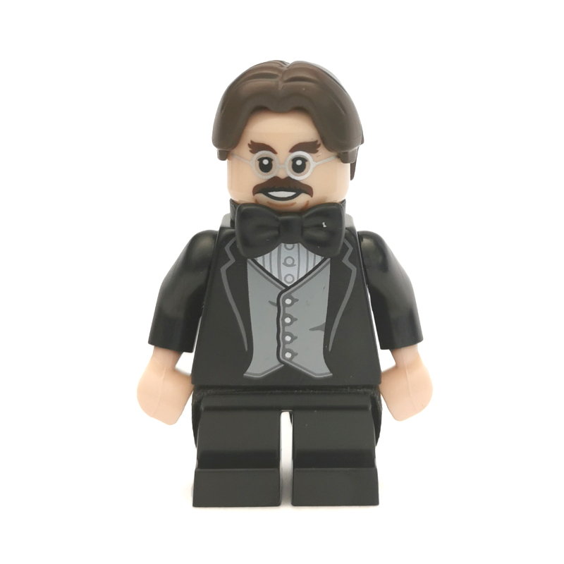 Professeur filius flitwick, tenue noire, noeud papillon (CMF) (Professor Filius Flitwick, Black Suit, Bow Tie (CMF))