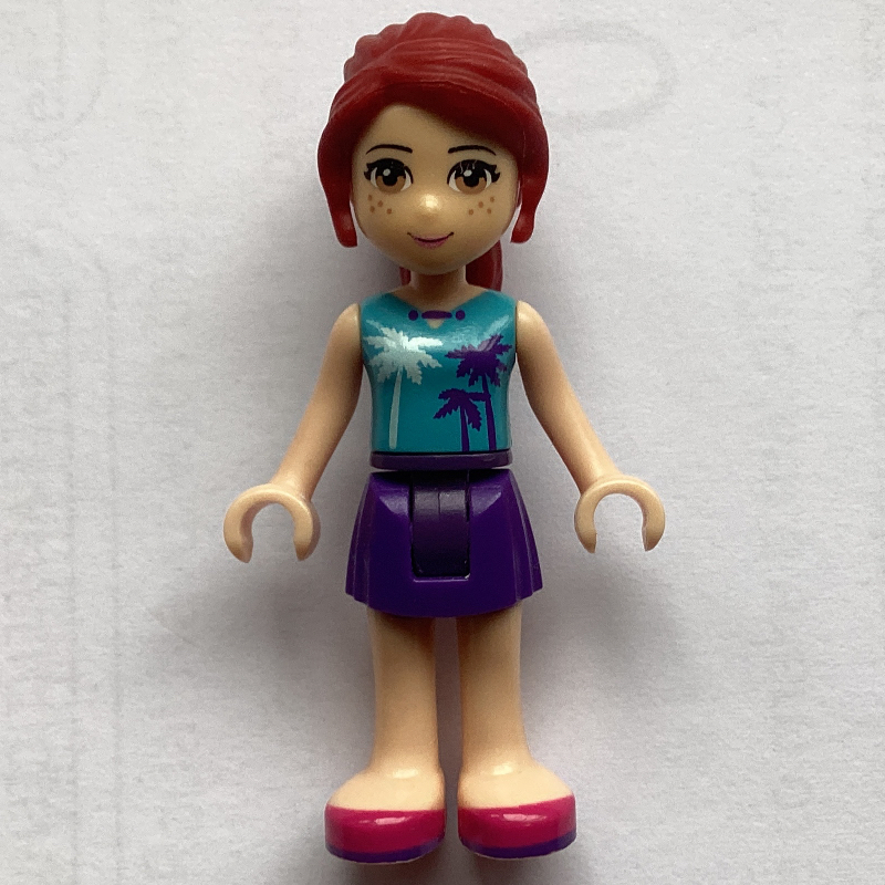 Mia — haut azur moyen, jupe pourpre foncé (Mia - Medium Azure Top, Dark Purple Skirt)