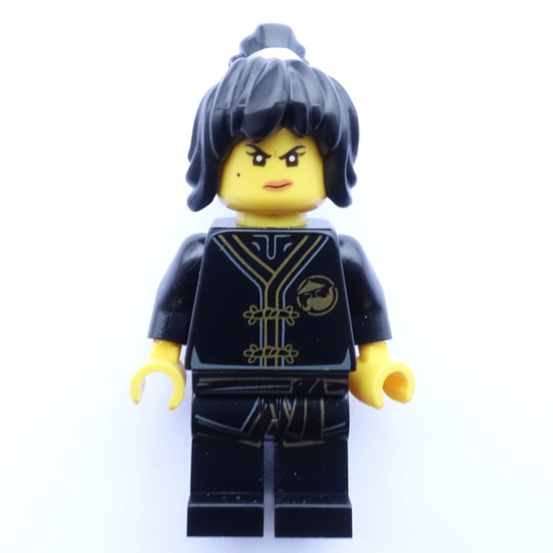 Nya en noir formation gi (Nya in Black Training Gi)