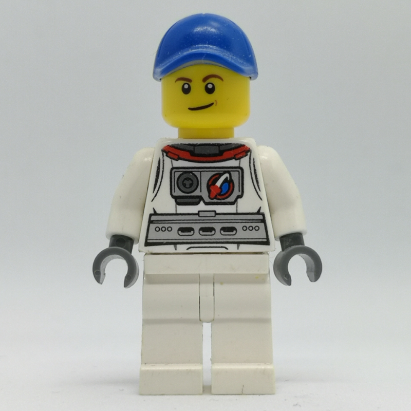 Astronaute avec casquette bleue (Astronaut with Blue Cap)