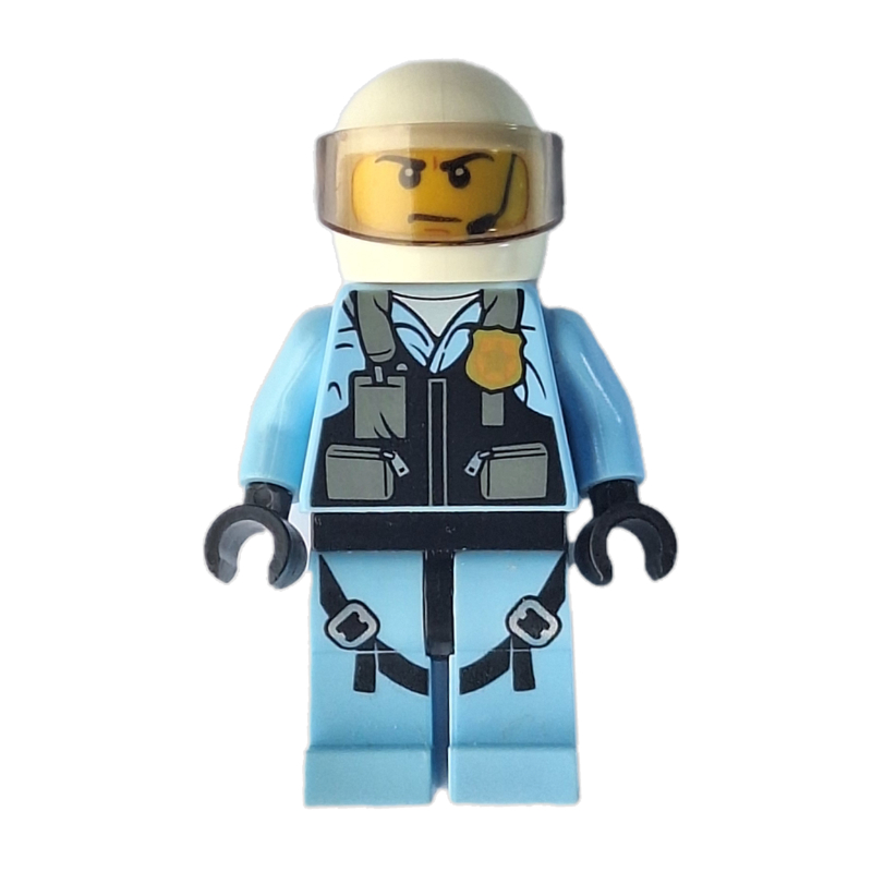 Policier, gilet noir avec badge et poches sur chemise bleu clair vif, casque blanc avec visière (Policeman, Black Vest with Badge and Pouches over Bright Light Blue Shirt, White Helmet with Visor)