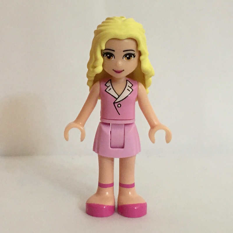 Marie - blouse rose vif, jupe rose vif (Marie - Bright Pink Blouse, Bright Pink Skirt)