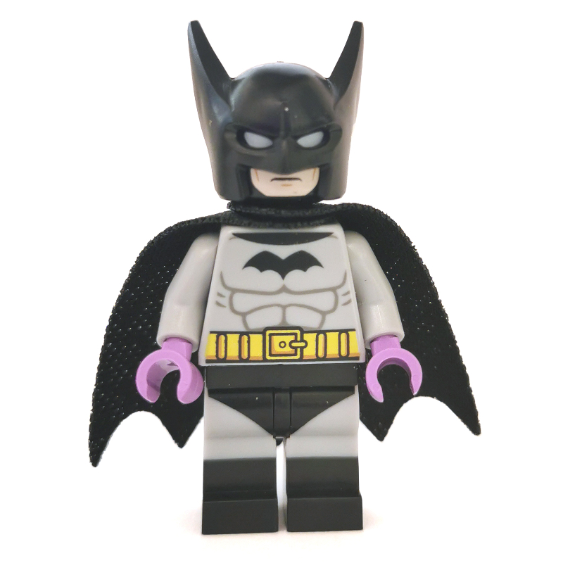 Batman, tenue gris bleuté clair, cape noire et capote (1939 1ère apparition) (Batman, Light Bluish Gray Suit, Black Cape and Cowl (1939 1st Appearance))