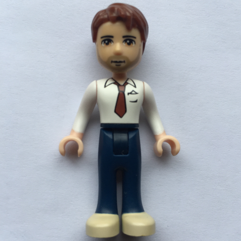 Peter - chemise blanche, pantalon bleu (Peter - White Shirt, Blue Trousers)