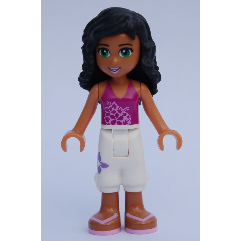 Ella - haut magenta, pantalon blanc (Ella - Magenta Top, White Trousers)