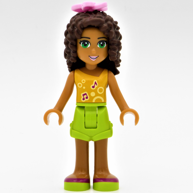 Andrea — haut orange clair vif, short vert citron (Andrea - Bright Light Orange Top, Lime Shorts)