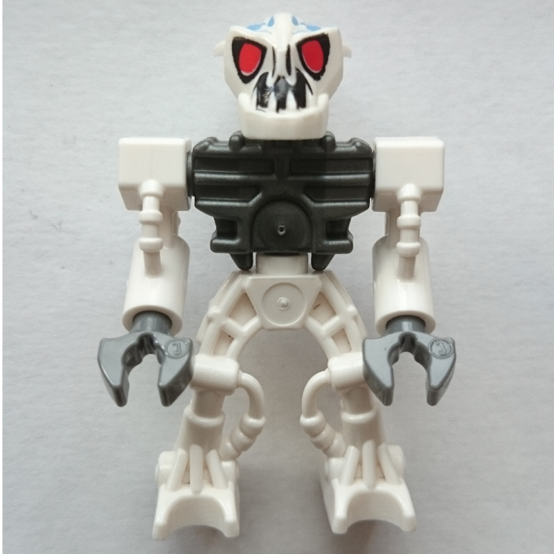 Barraki pridak avec torse gris foncé perle (Barraki Pridak with Pearl Dark Gray Torso)