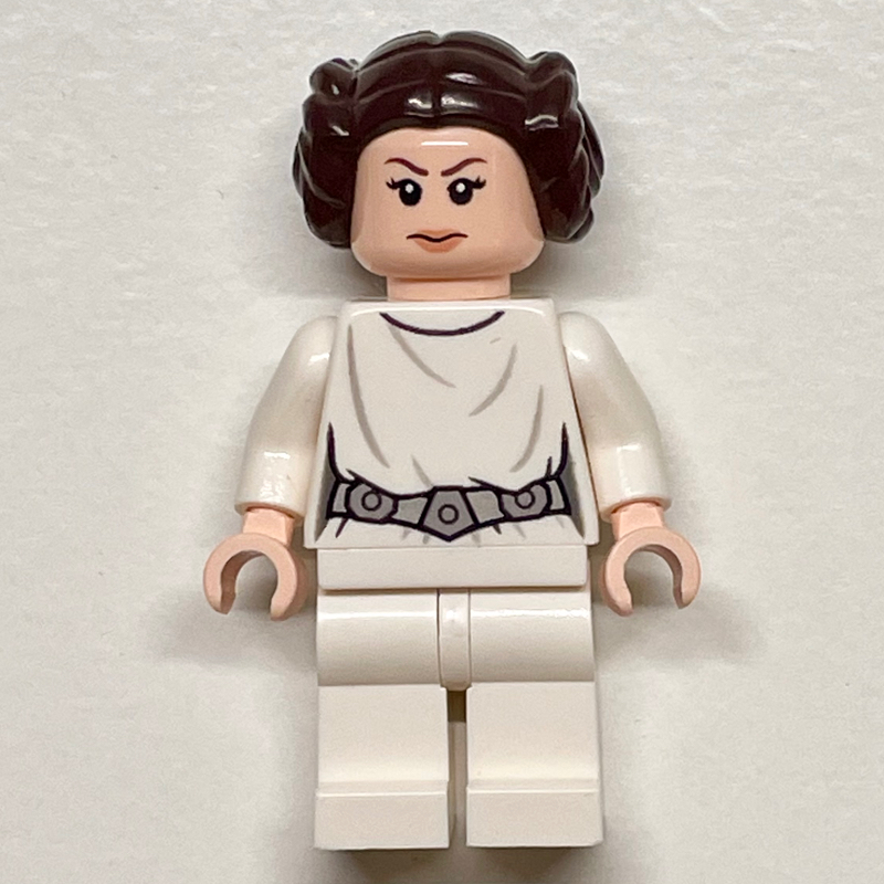 Princesse Leia, robe blanche, cheveux brun foncé, ceinture décorative, double face tête fermée bouche / sourire (Princess Leia, White Robe, Dark Brown Hair, Decorative Belt, Dual Sided Head Closed Mouth / Smile)