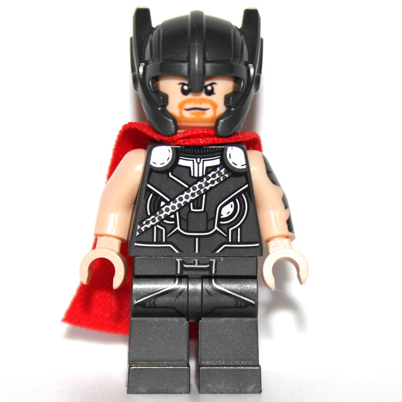 Thor avec casque (Thor with Helmet)