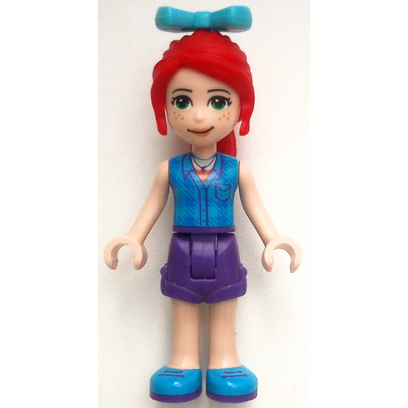 Mia — chemise à carreaux bleue, jupe pourpre foncé, arc azur moyen (Mia - Blue Plaid Shirt, Dark Purple Skirt, Medium Azure Bow)