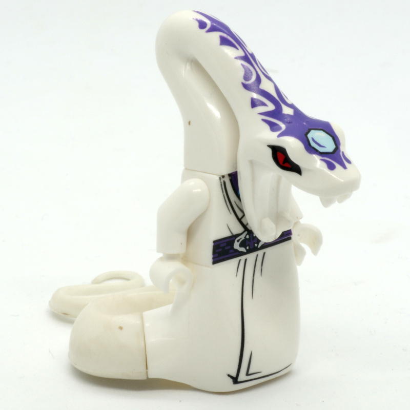 Pythor p. chumsworth, blanc (jour du défunt) (Pythor P. Chumsworth, White (Day of the Departed))