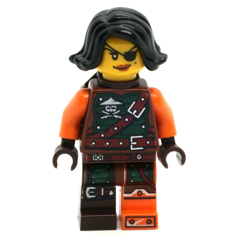 Cyren dans la tenue de ceinture avec fourreau (Cyren in Belt Outfit with Scabbard)