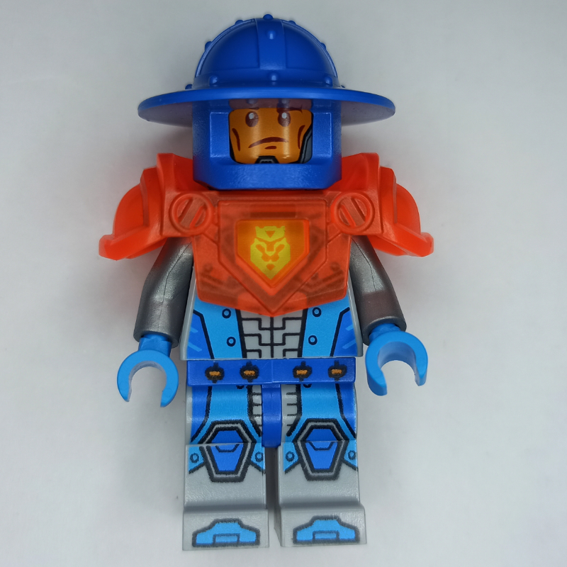 Soldat royal avec armure transparent-néon orange (Royal Soldier with Trans-Neon Orange Armor)