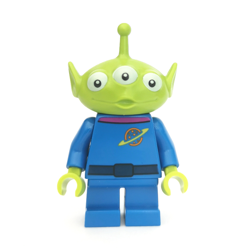 Alien avec col magenta (Alien with Magenta Collar)