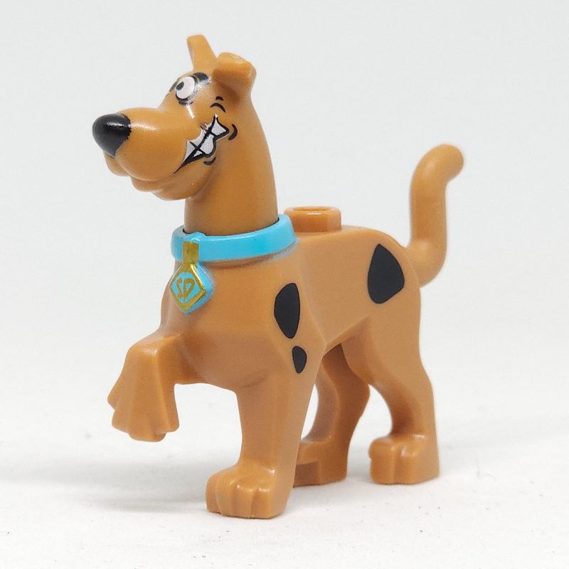 Scooby-doo avec des dents serrées et effrayées (Scooby-Doo with Scared, Clenched Teeth)
