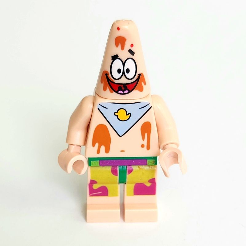 Patrick Star avec des taches de bavoir et de crème glacée (Patrick Star with Bib and Ice Cream Stains)