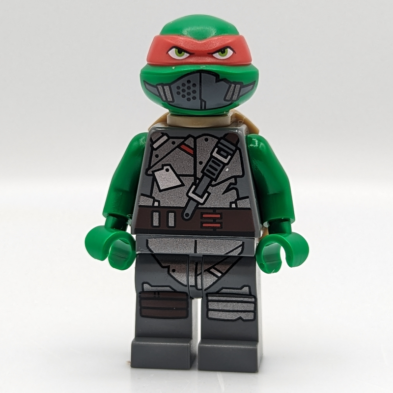 Raphael avec une tenue gris foncé (Raphael with Dark Gray Outfit)