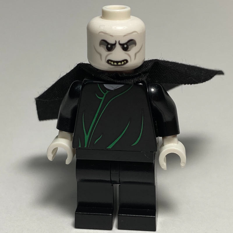 Voldemort, cape noire (dimensions) (3626c tête) (Voldemort, Black Cape (Dimensions) (3626c Head))