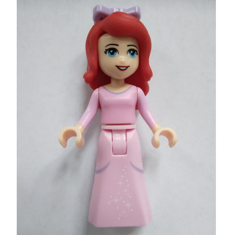 Ariel — forme humaine, robe rose (Ariel - Human Form, Pink Dress)