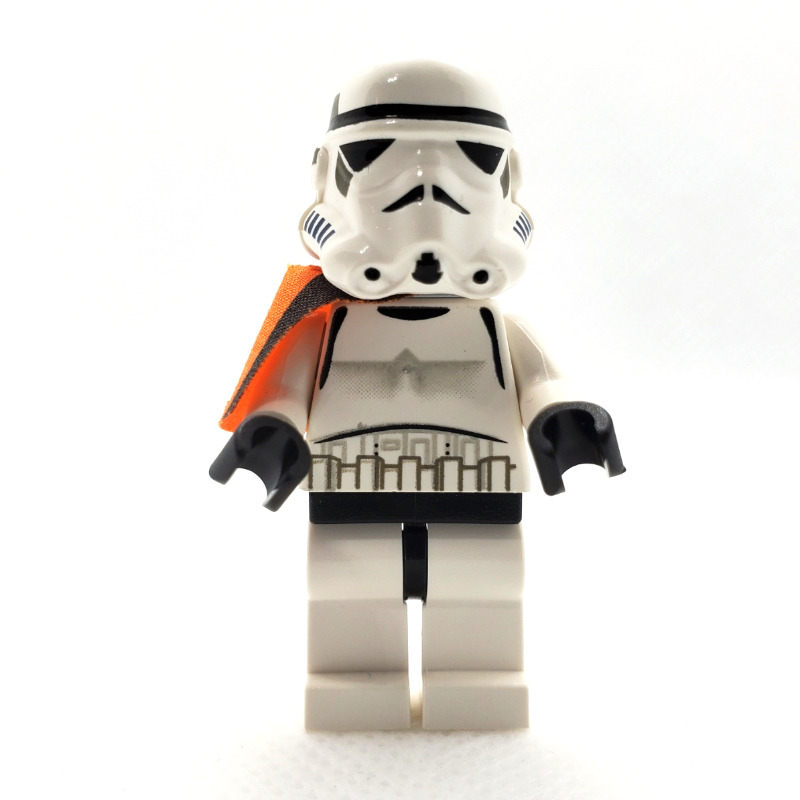 Sandtrooper chef d'équipe / capitaine, épaulière orange, support de cou, tête jaune uni (Sandtrooper Squad Leader / Captain, Orange Pauldron, Neck Bracket, Plain Yellow Head)