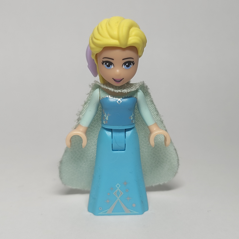 Elsa — cape légère vert d’eau glitter, arc (Elsa - Light Aqua Glitter Cape, Bow)
