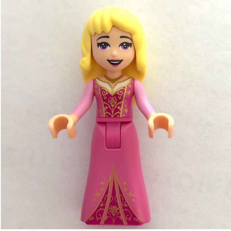 Aurore — robe rose foncé, décoration en or perlé (Aurora - Dark Pink Dress, Pearl Gold Decoration)