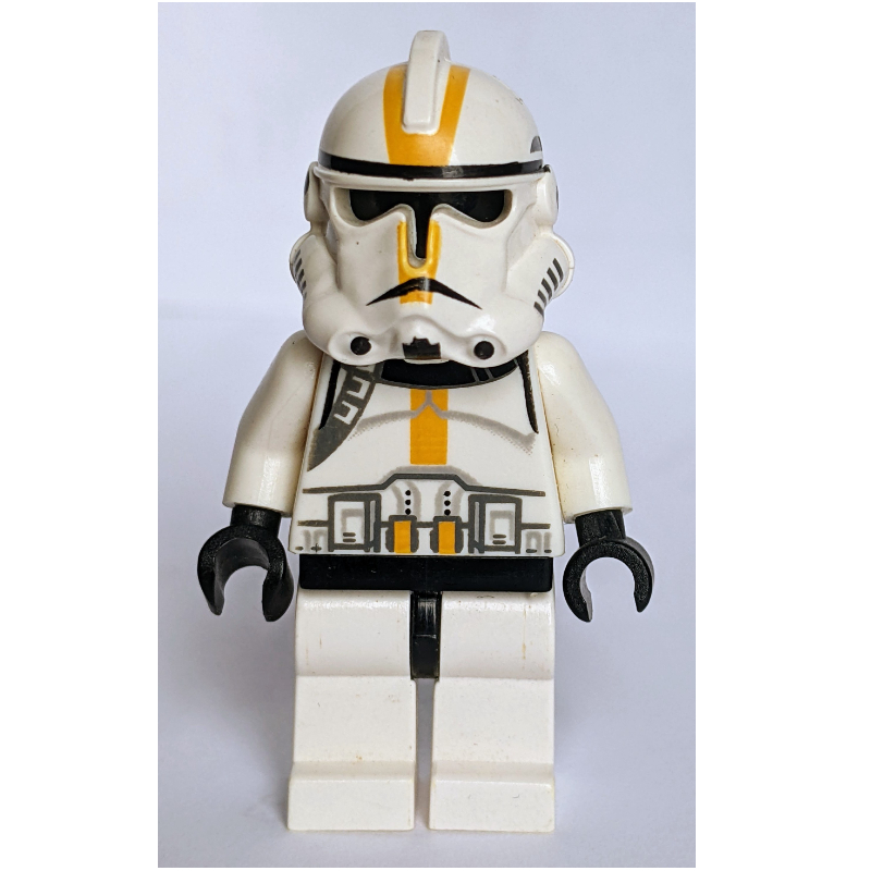 Soldat clone, 327e corps d'étoiles, marquages jaunes (Clone Trooper, 327th Star Corps, Yellow Markings)