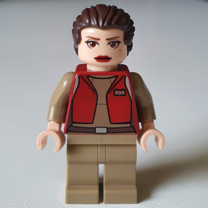 Padmé Amidala / naberrie, tenue de sénateur rouge foncé, cheveux de queue de cheval (guerre des clones) (Padme Amidala / Naberrie, Dark Red Senator Outfit, Ponytail Hair (Clone Wars))