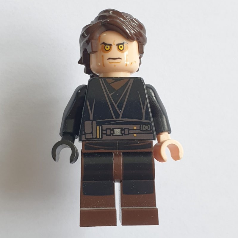 Anakin Skywalker, transformation, yeux jaunes, jambes brun foncé (Anakin Skywalker, Transformation, Yellow Eyes, Dark Brown Legs)