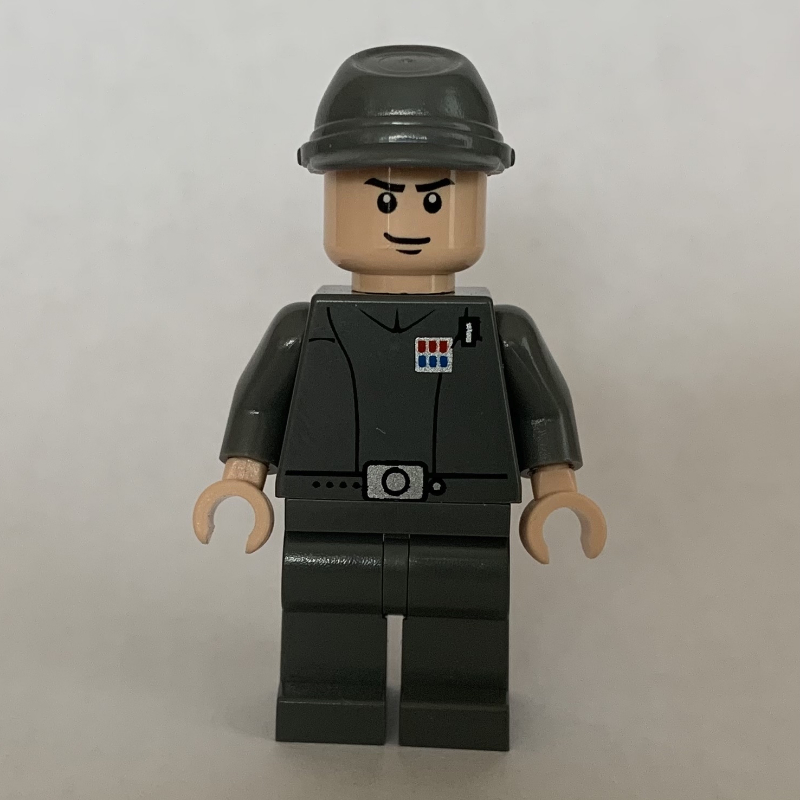 Officier impérial / capitaine / commandant / commandant, uniforme gris bleuté foncé, casquette de cavalerie, mains nougat clair (Imperial Officer / Captain / Commandant / Commander, Dark Bluish Gray Uniform, Cavalry Cap, Light Nougat Hands)