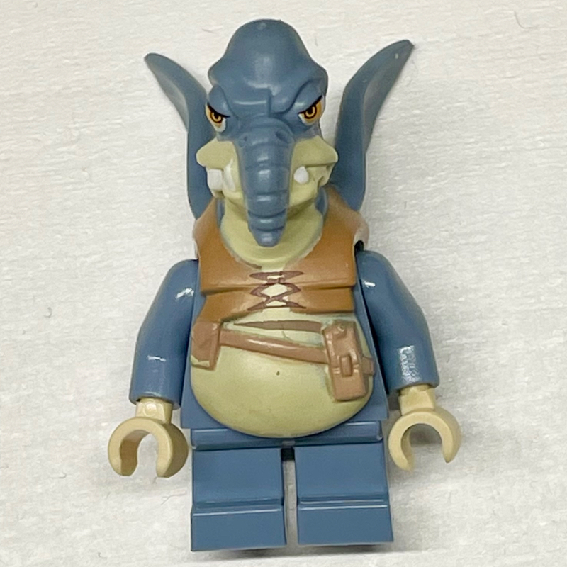 Watto, tête imprimée, mains beiges (Watto, Printed Head, Tan Hands)