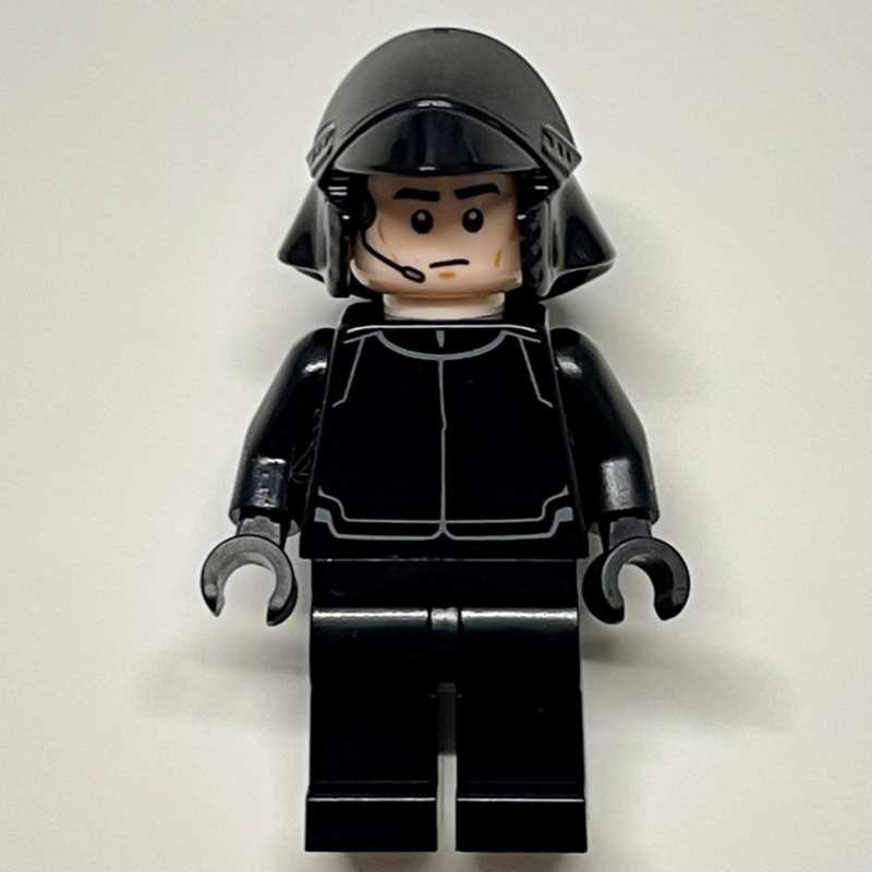 Pilote de la navette de premier ordre (First Order Shuttle Pilot)