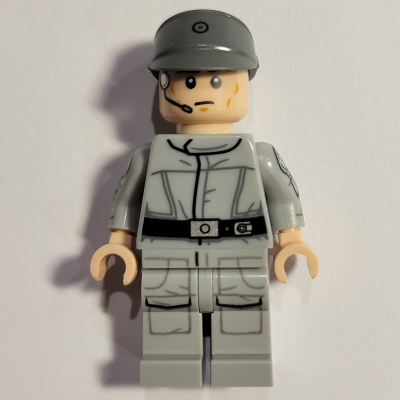 Membre d’équipage impérial, uniforme gris bleuté clair, casquette gris bleuté foncé, bras imprimés (Imperial Crew, Light Bluish Gray Uniform, Dark Bluish Gray Cap, Printed Arms)