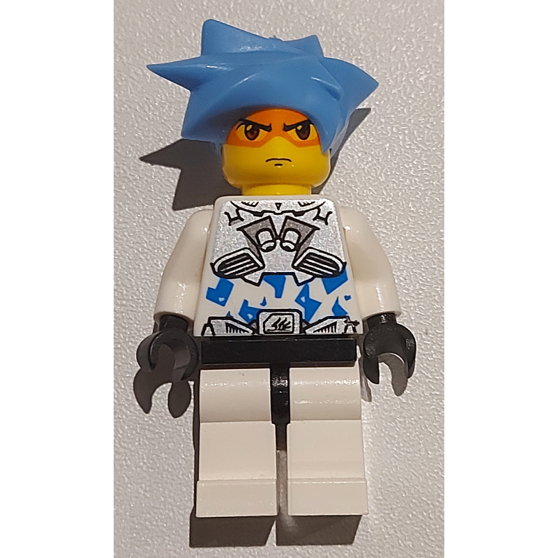 Hikaru en armure d'argent (Hikaru in Silver Armor)